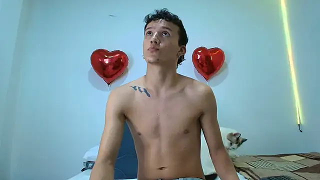 Patrick phoenix online show from April 18, 3:30 am