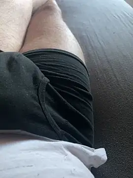 Snapshot of andrey1887 chatting on September 19, 6:14 am andrey1887 online show from September 19, 6:14 am