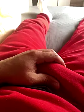 Snapshot of andrey1887 chatting on September 23, 9:19 am andrey1887 online show from September 23, 9:19 am