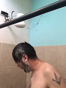 Alexitho25 online show from November 3, 9:38 pm