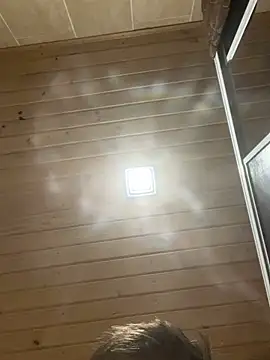 andre1z1nh0 online show from March 4, 3:24 am