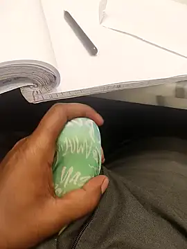 hotboy43339 online show from January 14, 10:09 am