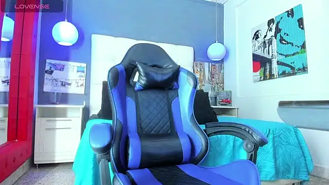 Yiyo10  online show from March 18, 8:56 pm