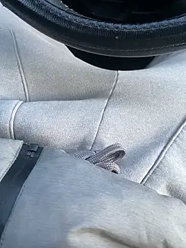 wwwiiilll online show from April 23, 4:20 pm