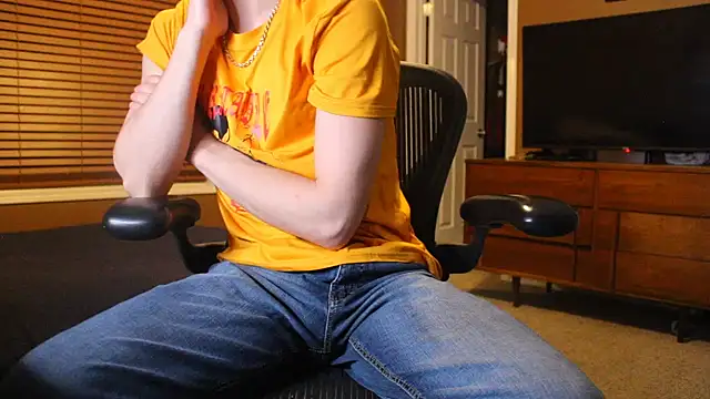 jjjjjfive online show from March 5, 3:14 am