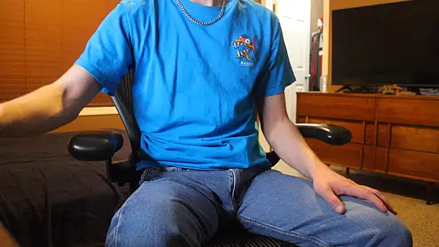 jjjjjfive online show from March 8, 2:04 am