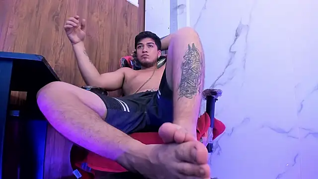 juanmechanic  online show from November 16, 4:58 am