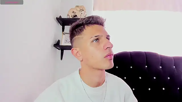 kevin ahss online show from April 14, 8:52 pm