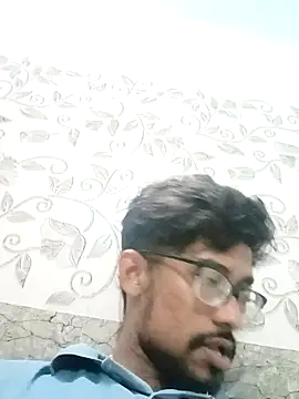 Snapshot of danny_d_01 chatting on October 20, 12:20 pm danny d 01 online show from October 20, 12:20 pm