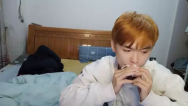 w5206t online show from December 1, 10:57 pm