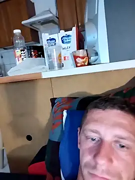 Snapshot of Dawidwi493_ chatting on September 12, 10:37 am Dawidwi493  online show from September 12, 10:37 am