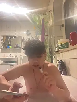 Kingpowerlittel online show from February 25, 5:25 pm