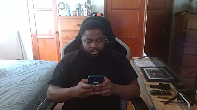 Breadwinnah online show from June 19, 4:56 pm