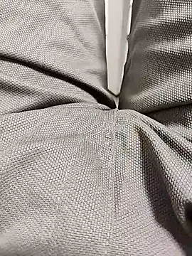 themasklover online show from April 3, 4:42 am