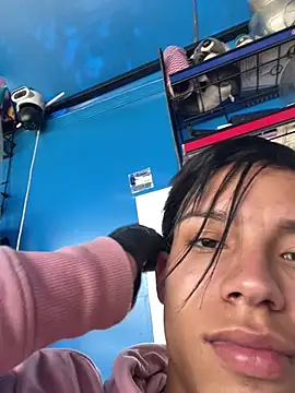 diegoand0911 online show from April 2, 3:31 pm