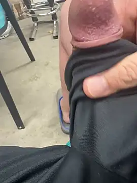 jamesliddick38 online show from February 5, 3:46 am