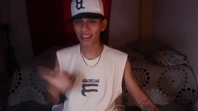 sung yol online show from November 12, 8:03 pm