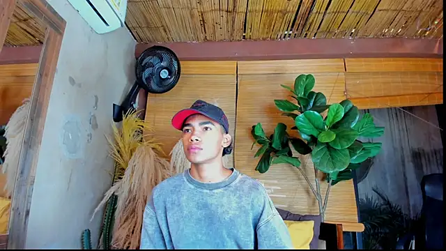 AlanCutee online show from November 21, 11:31 am