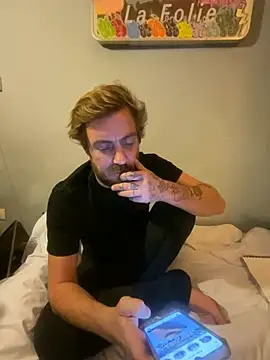 3615-ULLA online show from November 21, 3:00 pm