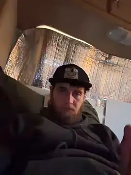 high3ndlowlife online show from December 17, 7:42 pm