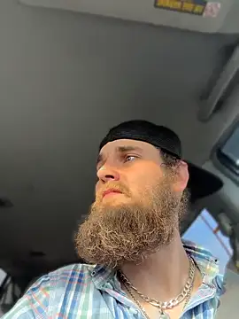 high3ndlowlife online show from April 8, 9:34 pm