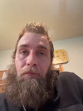 high3ndlowlife online show from April 3, 8:27 pm