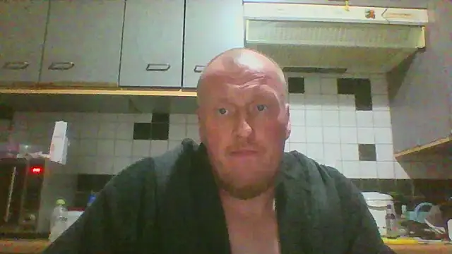 Redraket3600genk online show from October 16, 10:51 pm