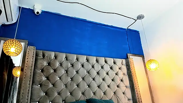 latinhotmuscle online show from November 14, 4:26 am