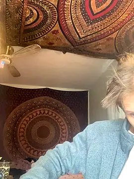 XanderOzzz online show from October 25, 6:42 pm