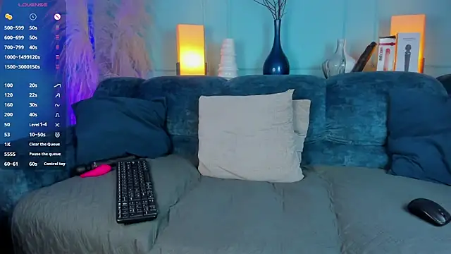 Leo Savage  online show from December 3, 4:18 am