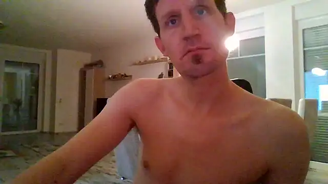 Snapshot of Trockenbau chatting on October 31, 10:07 am Trockenbau online show from October 31, 10:07 am