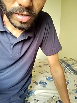 vickylis online show from September 21, 4:23 am