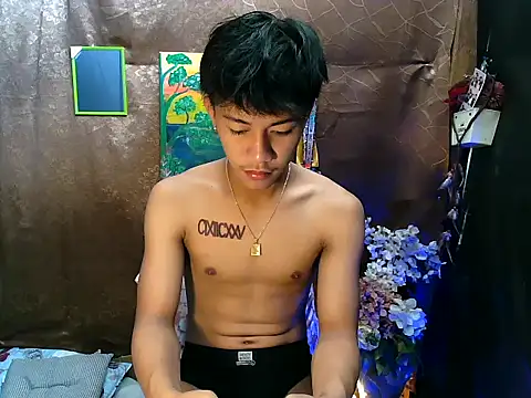 naughtyboyloy 0 online show from September 18, 4:14 am