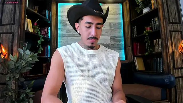 Donovan Desmond online show from June 13, 9:34 pm
