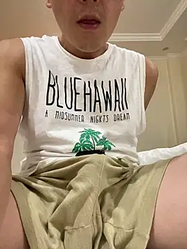 Snapshot of maxime0928 chatting on October 7, 4:11 pm maxime0928 online show from October 7, 4:11 pm