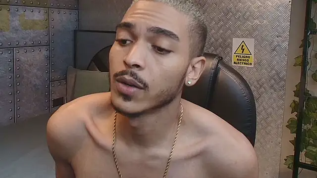 MarcusRain  online show from February 21, 8:10 pm