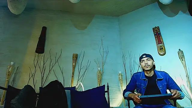 MarcusRain  online show from November 16, 7:16 pm