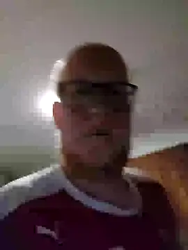 Snapshot of geilerd122 chatting on September 22, 9:58 pm geilerd122 online show from September 22, 9:58 pm