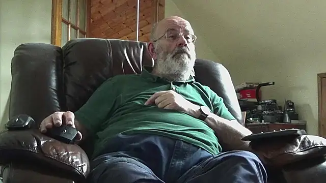 janzer13 online show from April 10, 1:40 pm