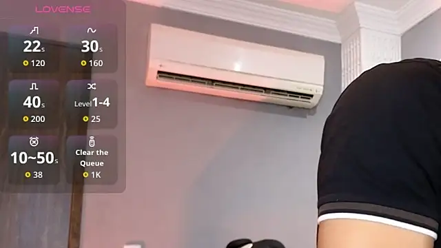 ArturoCardona  online show from October 22, 1:04 pm