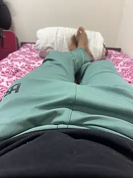 bigbulllaksh online show from October 8, 2:21 pm