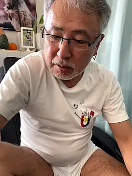 gholly2007 online show from November 22, 3:39 am