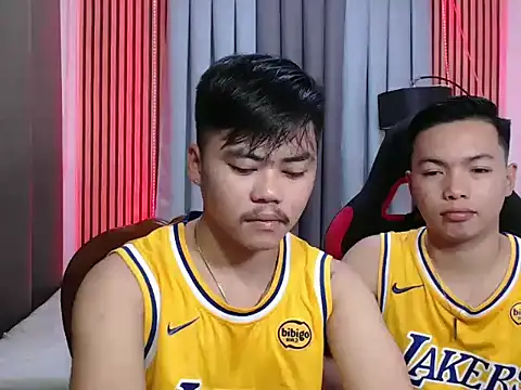 hot emman online show from November 24, 6:47 am