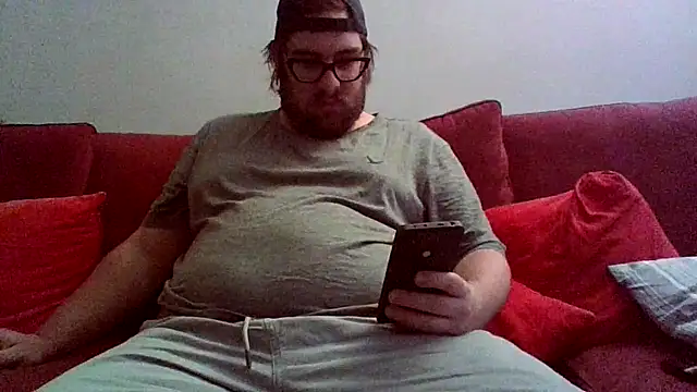 chubbyDavid1998 online show from December 4, 9:05 am