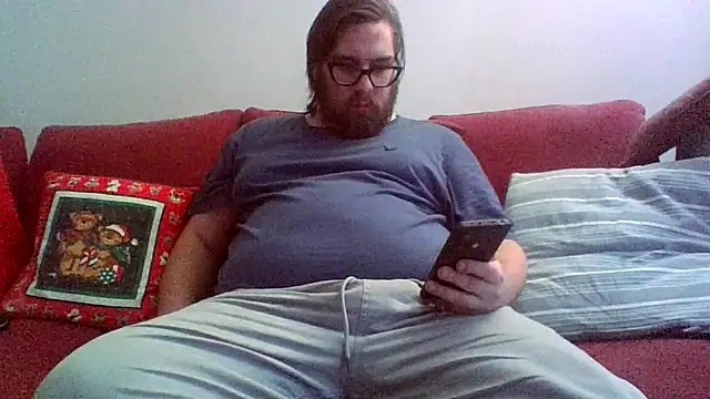 chubbyDavid1998 online show from January 19, 10:39 am