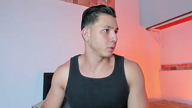 Snapshot of max_valiant1 chatting on September 20, 11:05 pm max valiant1 online show from September 20, 11:05 pm