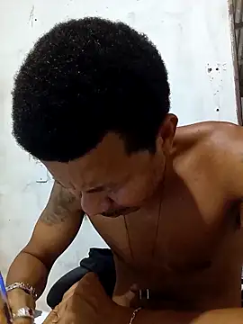 moreno25centimetro online show from April 21, 12:35 am