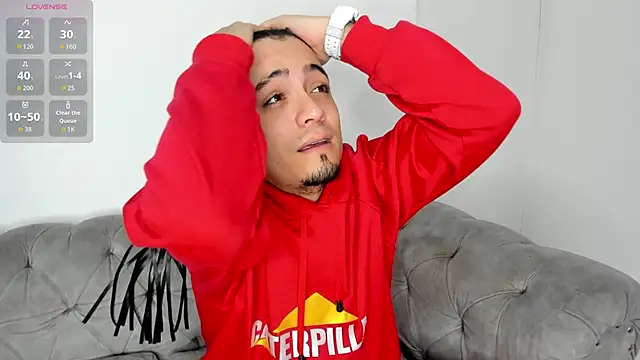 OwenStonne  online show from September 19, 5:08 am