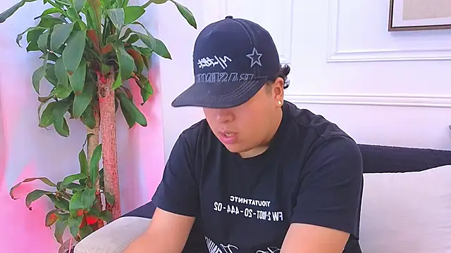 Naim Bennetsex online show from March 4, 1:23 am