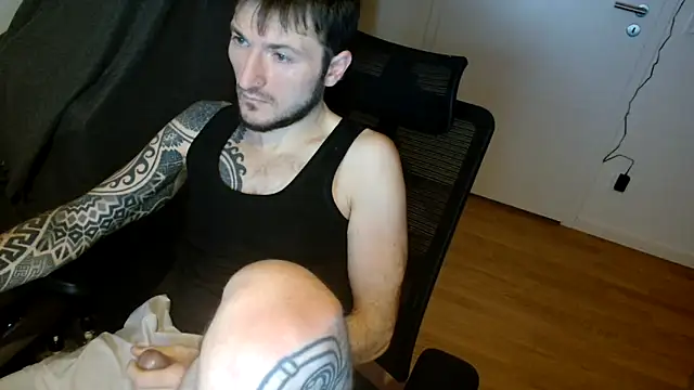 th1  online show from February 16, 9:13 pm